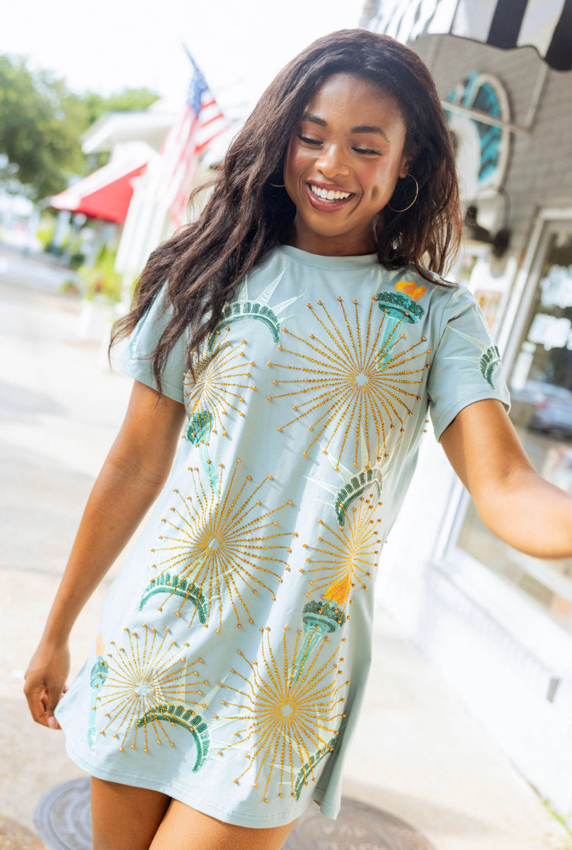 トップス CuLLt queen of sea shirts Queen Of Sparkles Navy Tiger Print Popping Champagne Tee