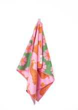 Load image into Gallery viewer, Crae.Home - Carole: Reversible Hand Towel