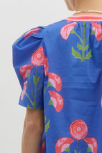 Load image into Gallery viewer, Entro Cadence Floral Top