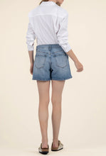 Load image into Gallery viewer, Kut High Rise Long Short in Peaceful