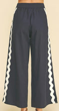 Load image into Gallery viewer, Pinch Wide Leg Pant