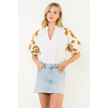 Load image into Gallery viewer, THML - Embroidered Chenille Floral Puff Sleeve Top