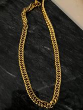 Load image into Gallery viewer, Chansuttpearls - THE CHUNKY SHINY NECKLACE