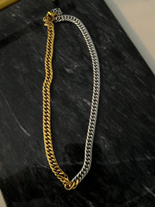 Chansuttpearls - THE CHUNKY SHINY NECKLACE
