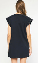 Load image into Gallery viewer, Entro Black S/S Dress