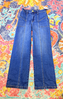 Kut Jeans High Rise Wide Leg with front pockets