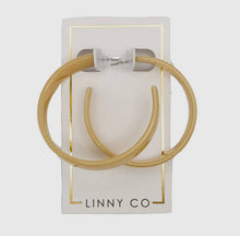 Load image into Gallery viewer, Linny Co Ashley Medium Latte Earring
