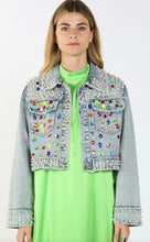 Load image into Gallery viewer, Beulah Style Denim Jacket