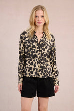 Load image into Gallery viewer, Molly Bracken | Ladies Woven Shirt