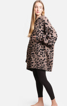 Load image into Gallery viewer, Leopard Blanket Hoodie