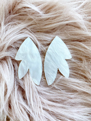 Sandy + Rizzo - Pearl White Large Shawna