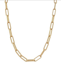 Load image into Gallery viewer, Shiny Gold Paperclip Necklace